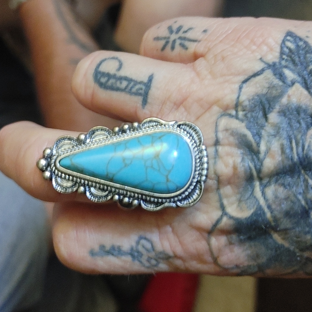 Ring - Picture 6 of 8